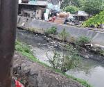 Kondisi aliran sungai kali kepiting Mulyorejo Surabaya